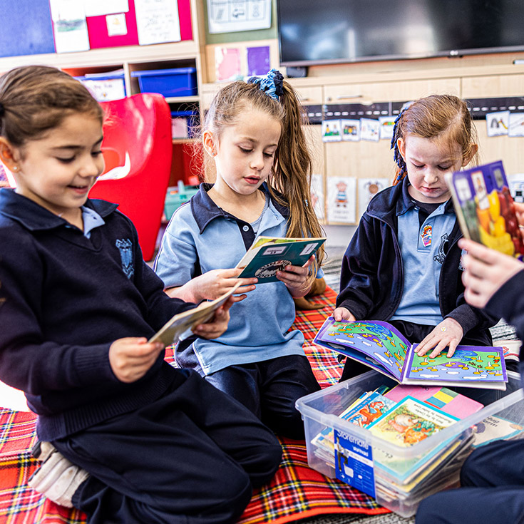 Students reading at St Madeleine's Catholic Primary School Kenthurst