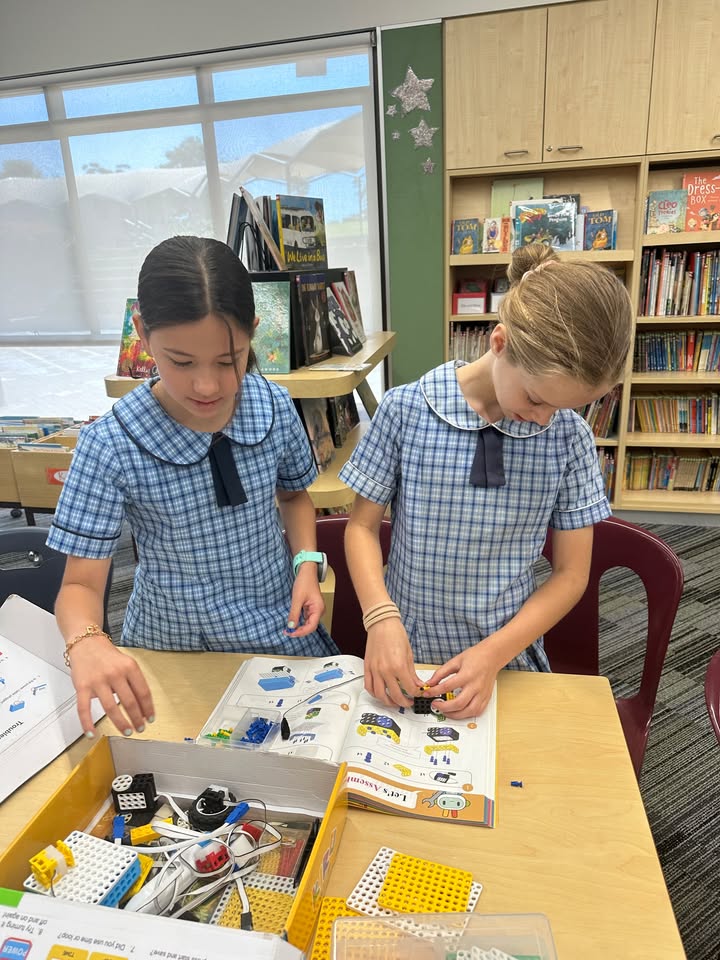 988068295934501_1613899130018078-1