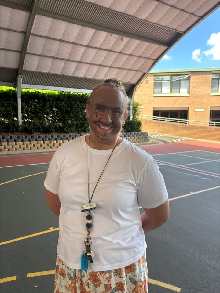 988068295934501_1709151383826185-1