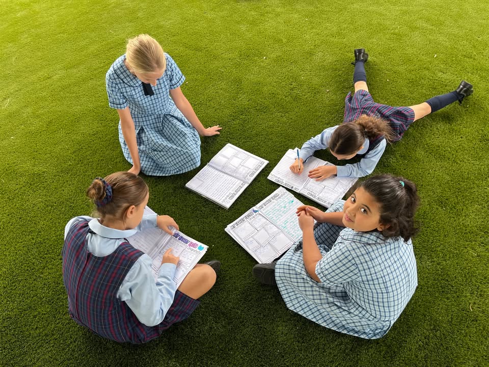 988068295934501_1757772312297425-1